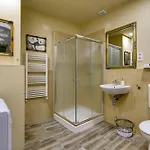 Little Americas New Worlds Apartman