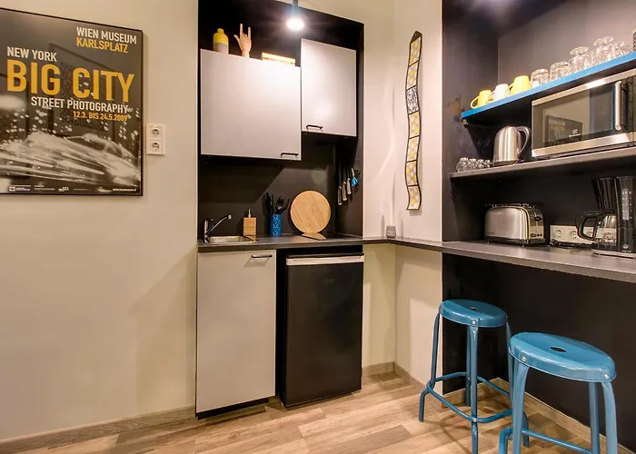 Little Americas New Worlds 부다페스트