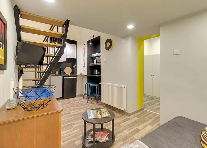 Little Americas New Worlds